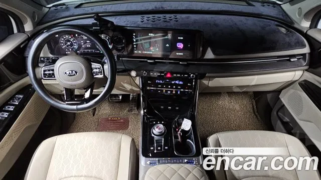 Kia Carnival 2021 thumb 6
