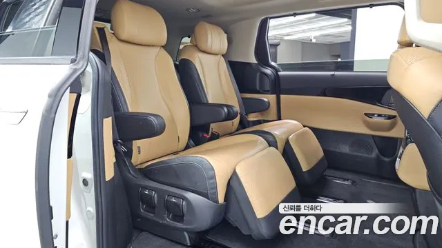 Kia Carnival 2020 thumb 10