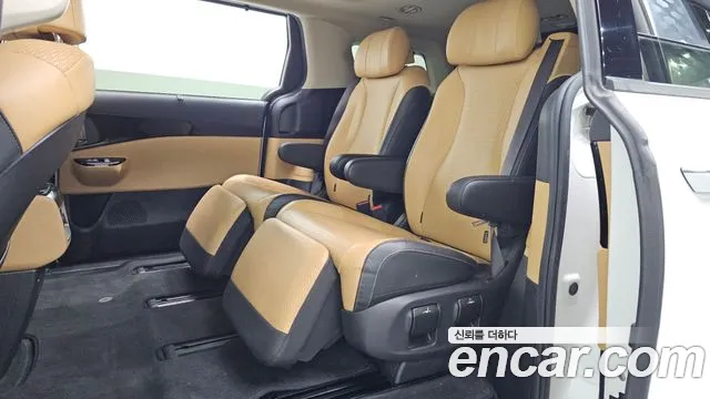 Kia Carnival 2020 thumb 11