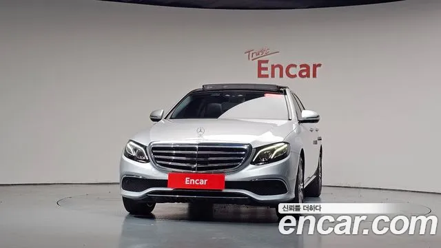 Mercedes-Benz E-Класс 2017 thumb 3