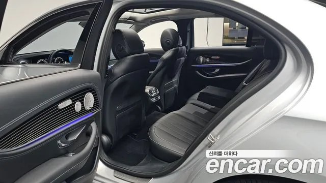 Mercedes-Benz E-Класс 2017 thumb 12