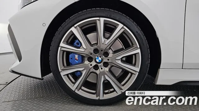 BMW 1-Series 2021 thumb 5