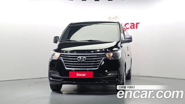 Hyundai Starex 2018 thumb 3