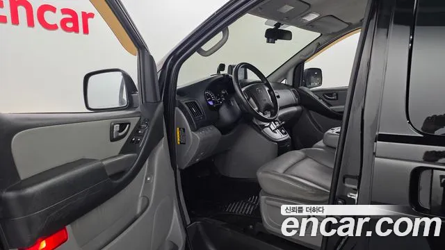 Hyundai Starex 2018 thumb 10