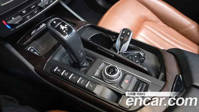 Maserati Levante 2019 thumb 9