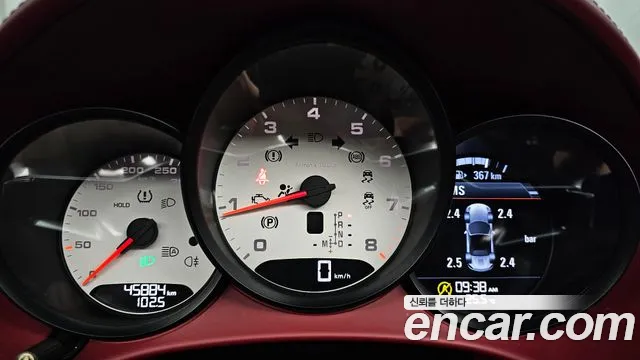 Porsche Cayman 2018 thumb 8