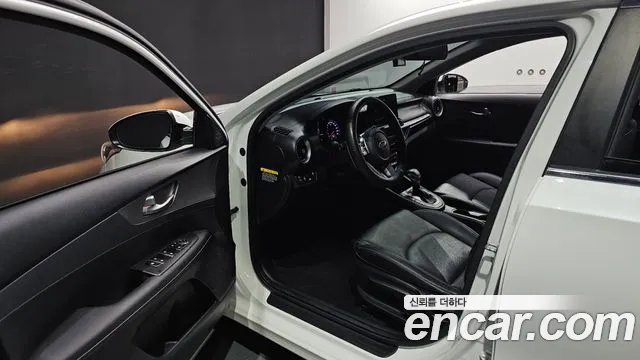 Kia K3 2019 thumb 10