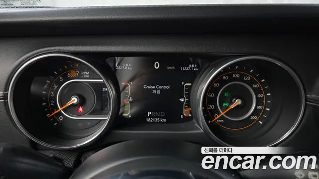 Jeep Wrangler 2018 thumb 8
