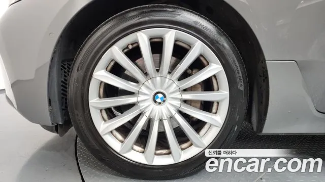 BMW Gran Turismo 2021 thumb 5