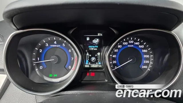 Hyundai i30 2013 thumb 8
