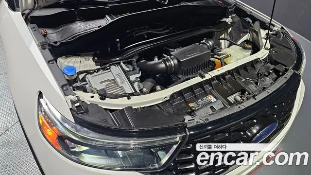Ford Explorer 2021 thumb 6