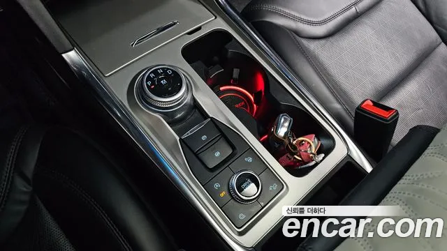 Ford Explorer 2021 thumb 9
