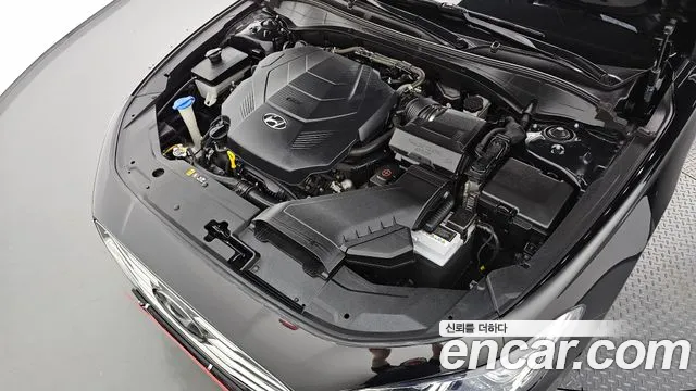 Hyundai Grandeur 2017 thumb 6