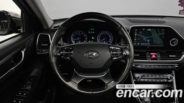 Hyundai Grandeur 2017 thumb 12