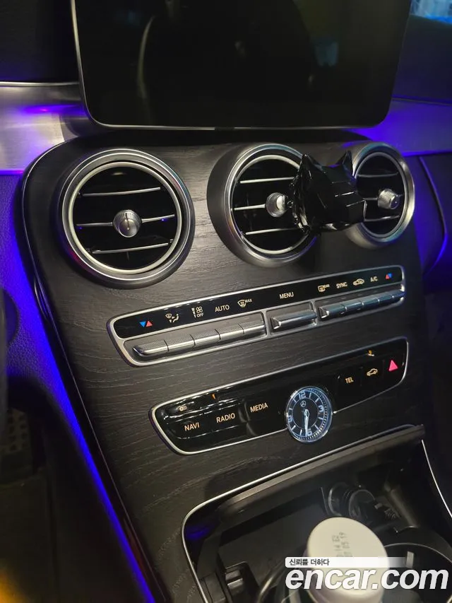 Mercedes-Benz C-Класс 2016 thumb 12