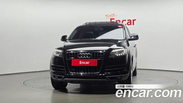 Audi Q7 2014 thumb 3