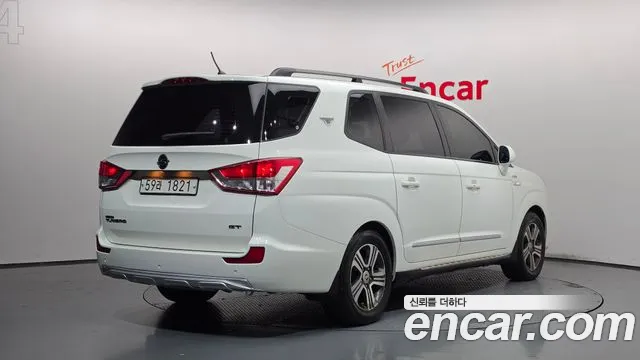 KG_Mobility_Ssangyong KORANDO 2014 thumb 2