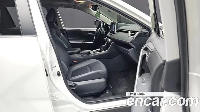 Toyota RAV4 2020 thumb 10