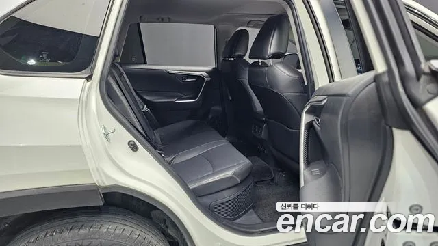 Toyota RAV4 2020 thumb 11