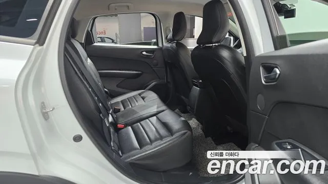 Renault-KoreaSamsung Arkana 2020 thumb 11