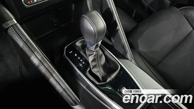 Renault-KoreaSamsung Koleos 2019 thumb 9