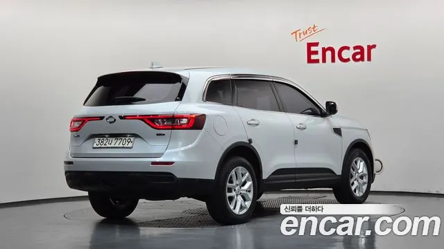 Renault-KoreaSamsung Koleos 2017 thumb 2