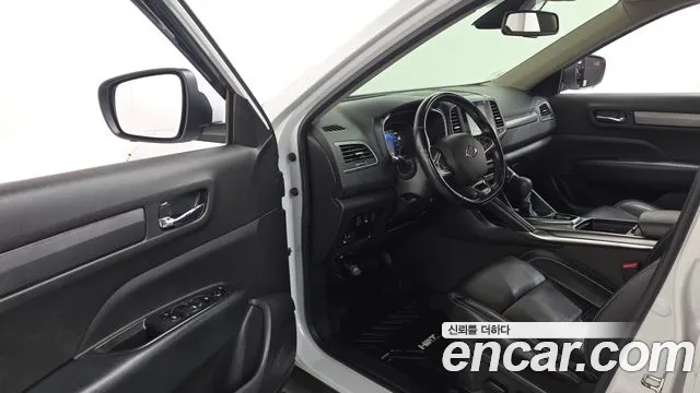 Renault-KoreaSamsung Koleos 2017 thumb 10