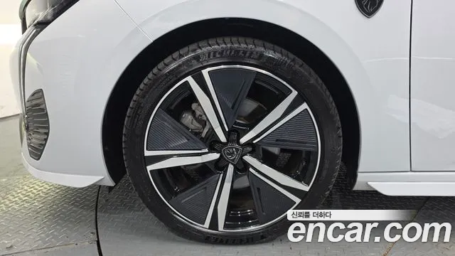 Peugeot 308 2025 thumb 4