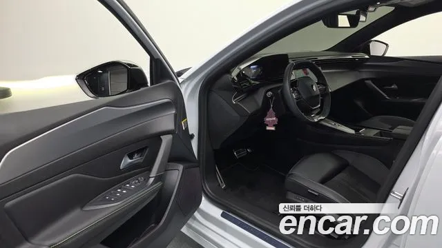 Peugeot 308 2025 thumb 9