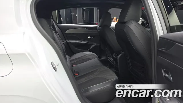 Peugeot 308 2025 thumb 11