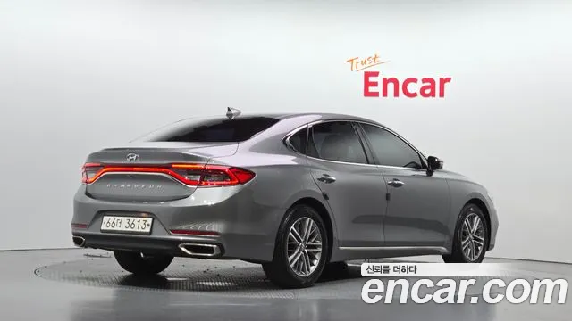 Hyundai Grandeur 2017 thumb 2