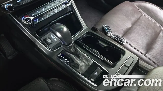 Hyundai Grandeur 2017 thumb 9