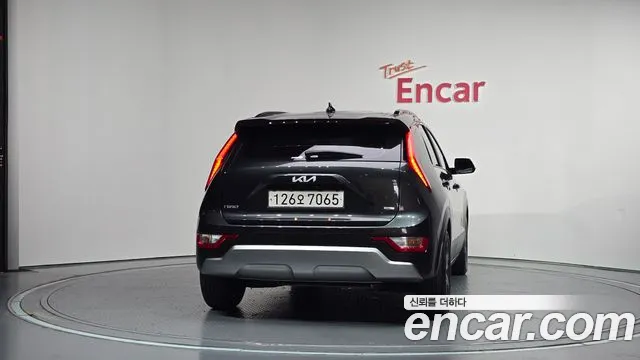 Kia Niro 2024 thumb 4