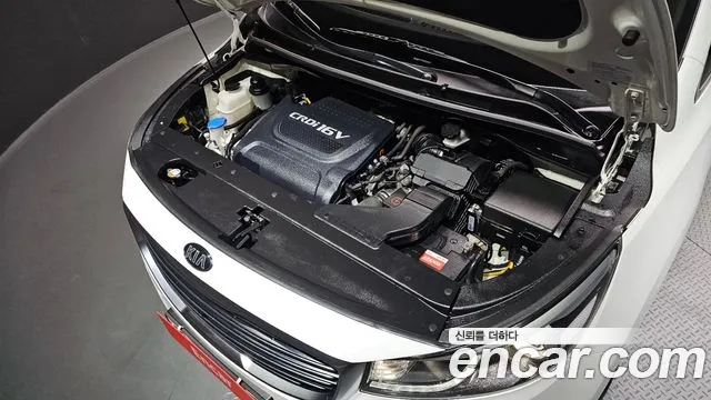 Kia Carnival 2017 thumb 6