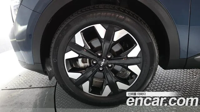 Kia Sportage 2023 thumb 5