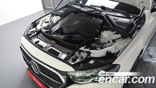 Mercedes-Benz E-Класс 2025 thumb 5