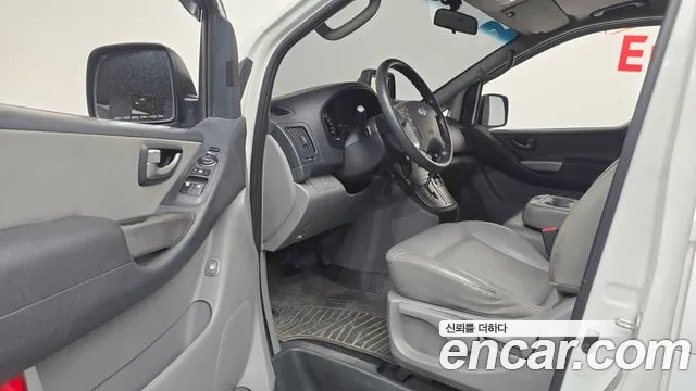 Hyundai Starex 2014 thumb 10