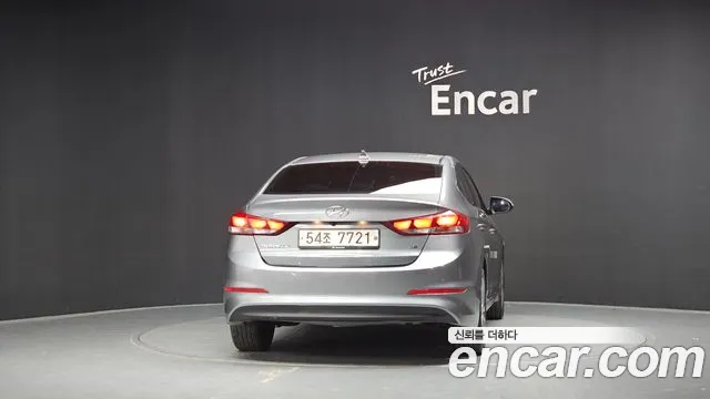 Hyundai Avante 2017 thumb 4