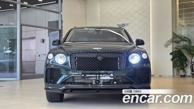 Bentley Bentayga 2024 thumb 2