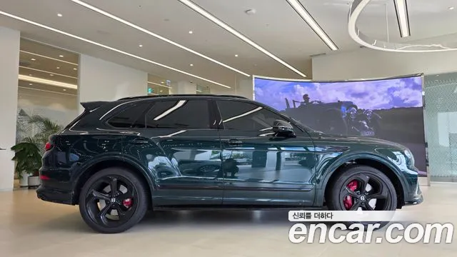Bentley Bentayga 2024 thumb 4
