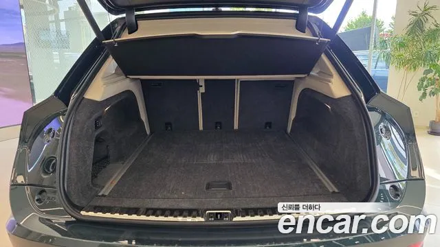 Bentley Bentayga 2024 thumb 7