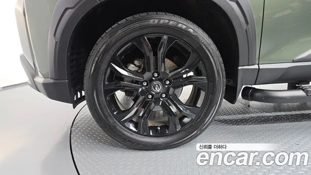 KG_Mobility_Ssangyong Rexton 2021 thumb 4