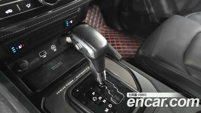 KG_Mobility_Ssangyong Rexton 2021 thumb 8