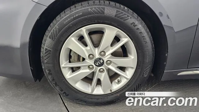 Kia K5 2015 thumb 5