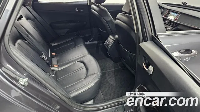 Kia K5 2015 thumb 11