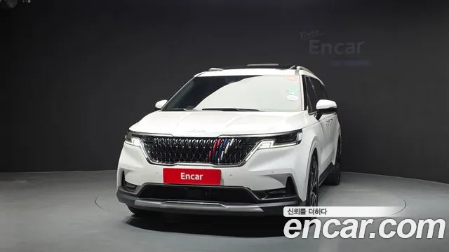 Kia Carnival 2021 thumb 3
