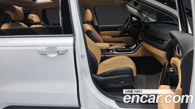 Kia Carnival 2021 thumb 11