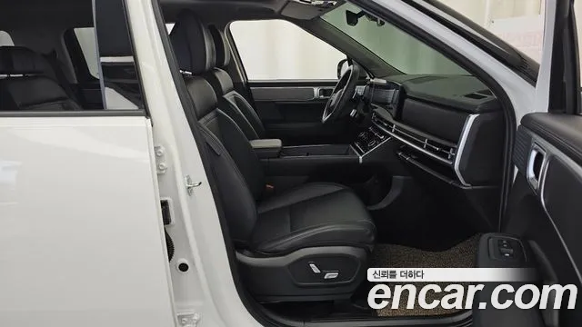 Hyundai Santa Fe 2024 thumb 11