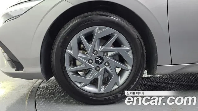 Hyundai Avante 2023 thumb 5