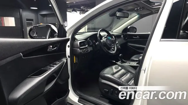 Kia Sorento 2015 thumb 10